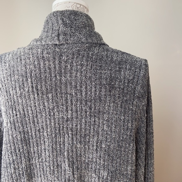 Barefoot Dreams Montecito CozyChic Lite Gray Cozy Cardigan - Picture 11 of 13